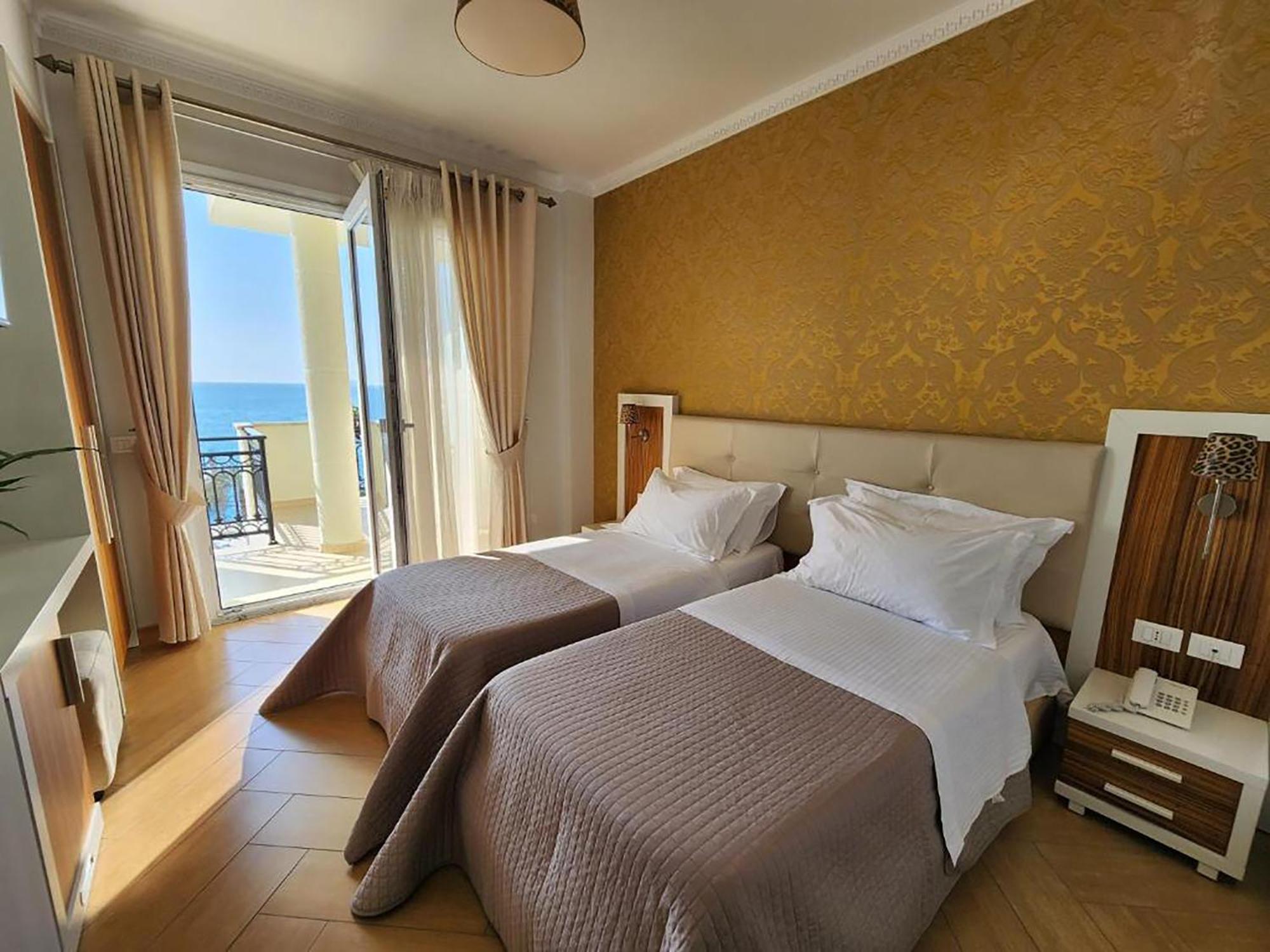 Hotel Gold Vlorë Exterior foto
